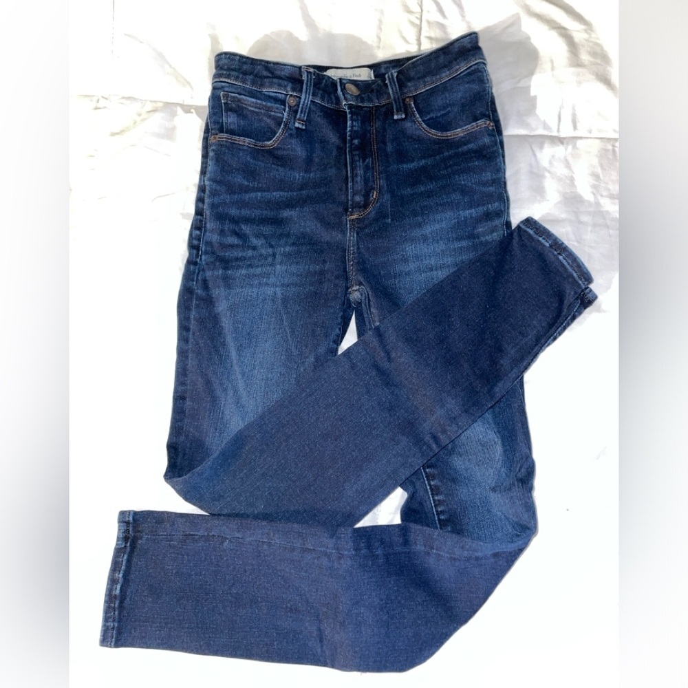 abercrombie super skinny high rise jeans 23S/000S